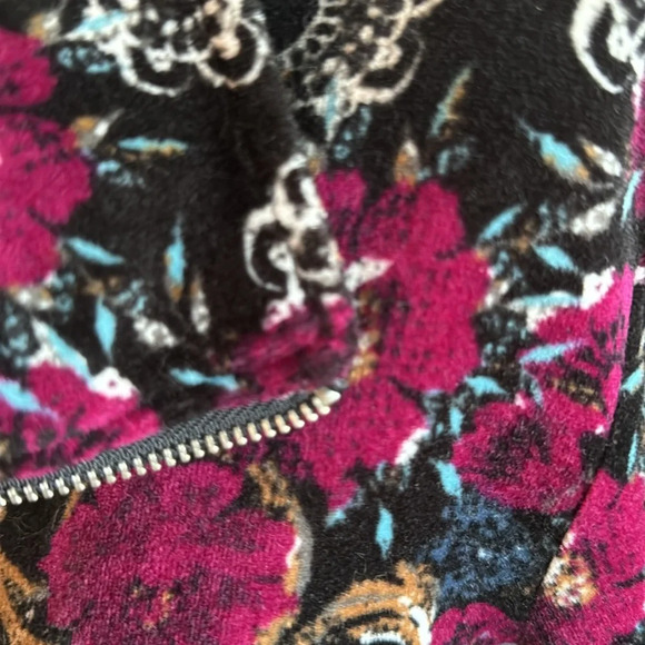 💋 Karen Scott zip up Velour Jacket Size L 💋 - Picture 3 of 10